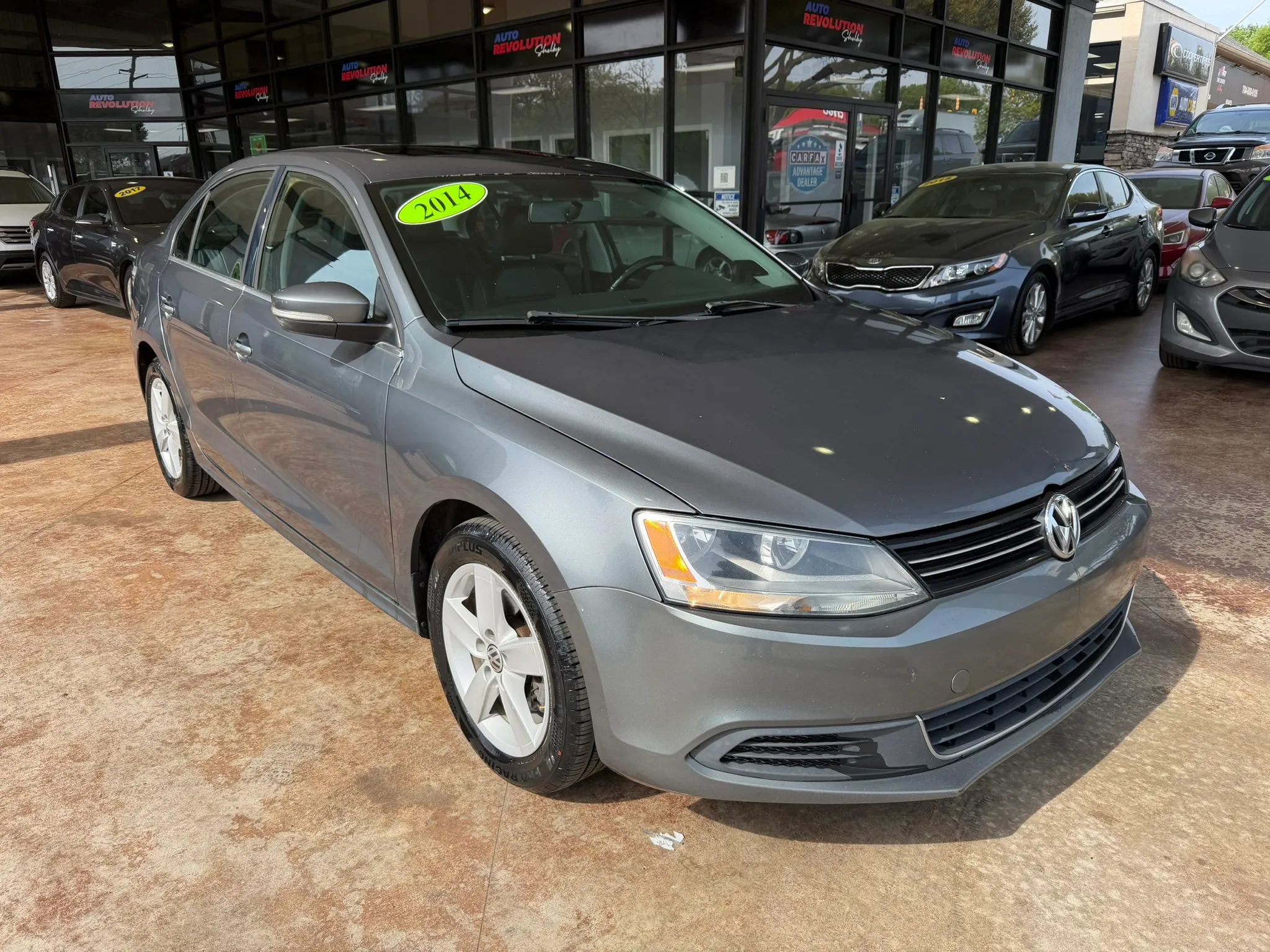 Used 2014 Volkswagen Jetta TDI FWD image 1