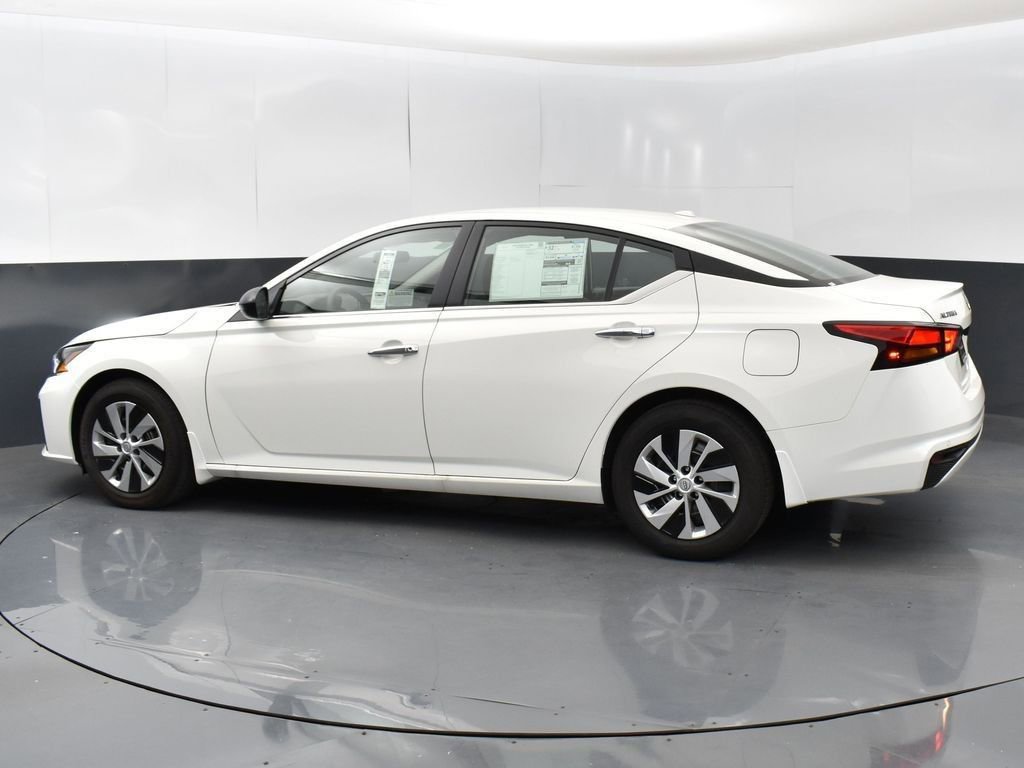 New 2025 Nissan Altima 2.5 S image 5