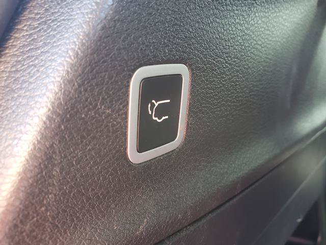 Used 2021 Chrysler Pacifica Touring-L w/ S Appearance Package FWD image 10