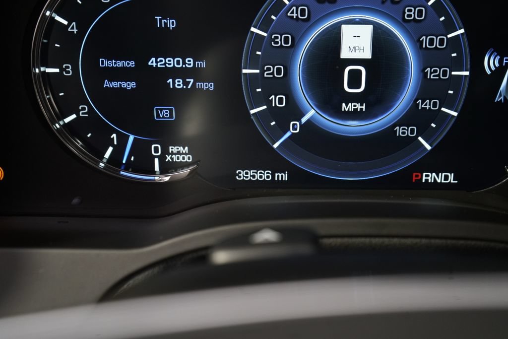 Used 2020 Cadillac Escalade Platinum AWD/4WD image 26