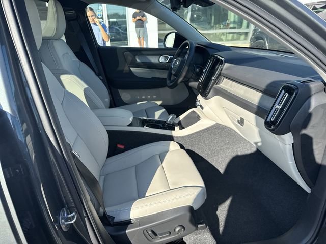 New 2026 Volvo XC40 B5 Ultra w/ Climate Package image 27