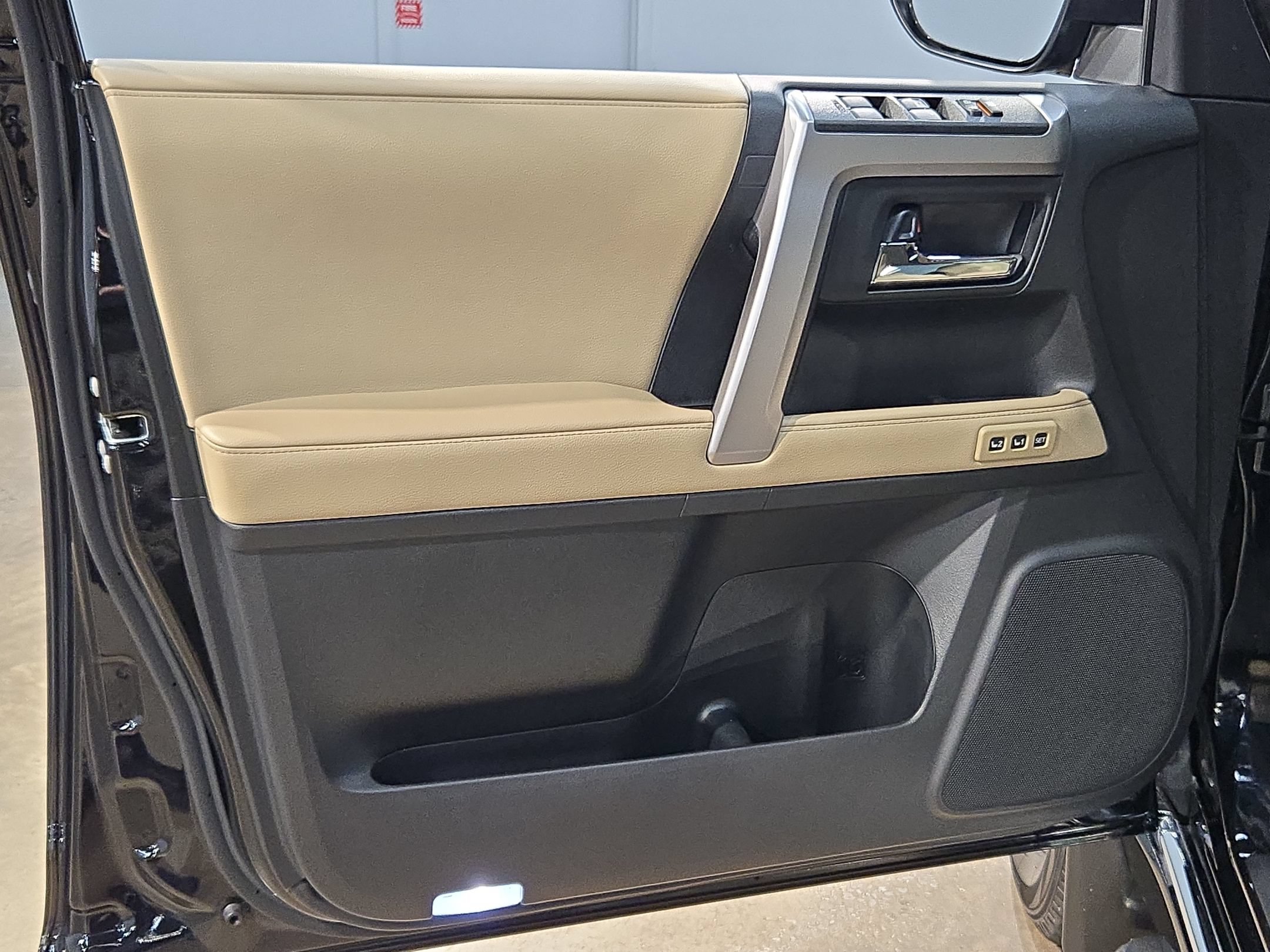 Certified 2024 Toyota 4Runner Limited AWD/4WD image 20