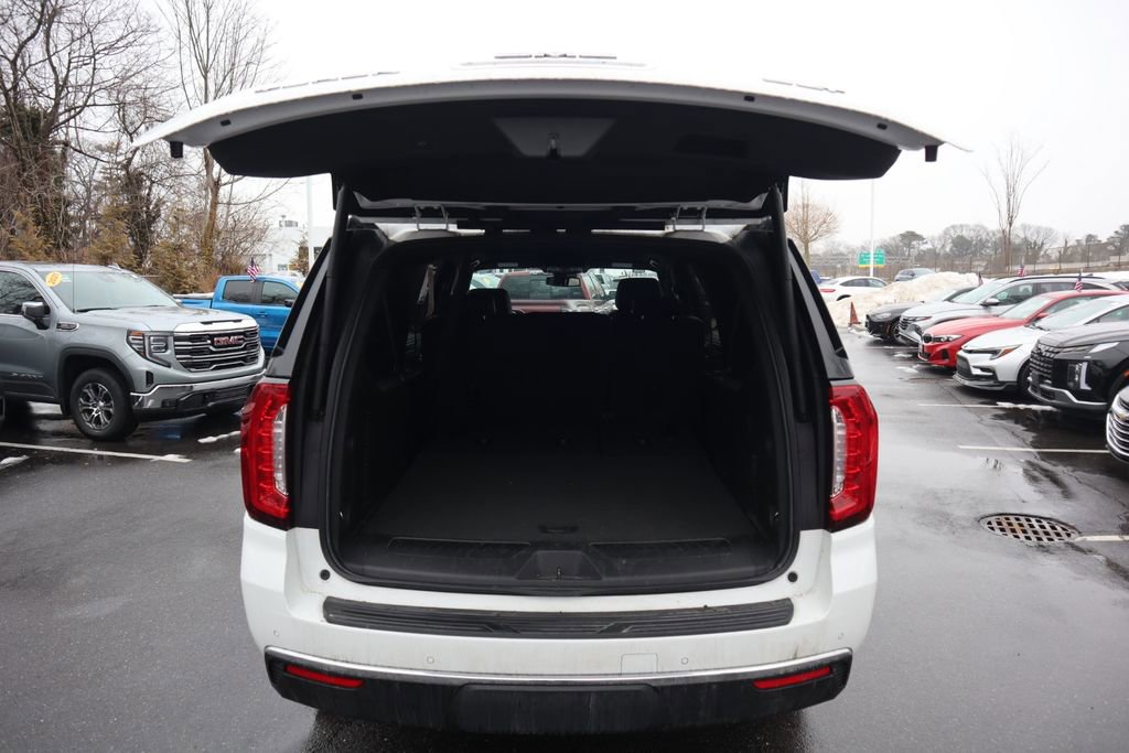 Used 2024 GMC Yukon XL SLT image 30
