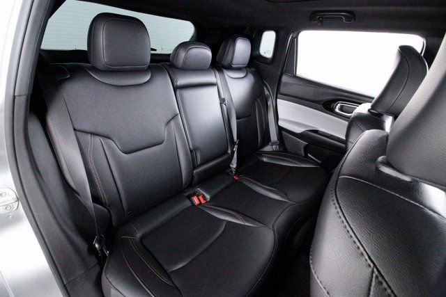 Used 2024 Jeep Compass Limited w/ Sun and Sound Group image 22