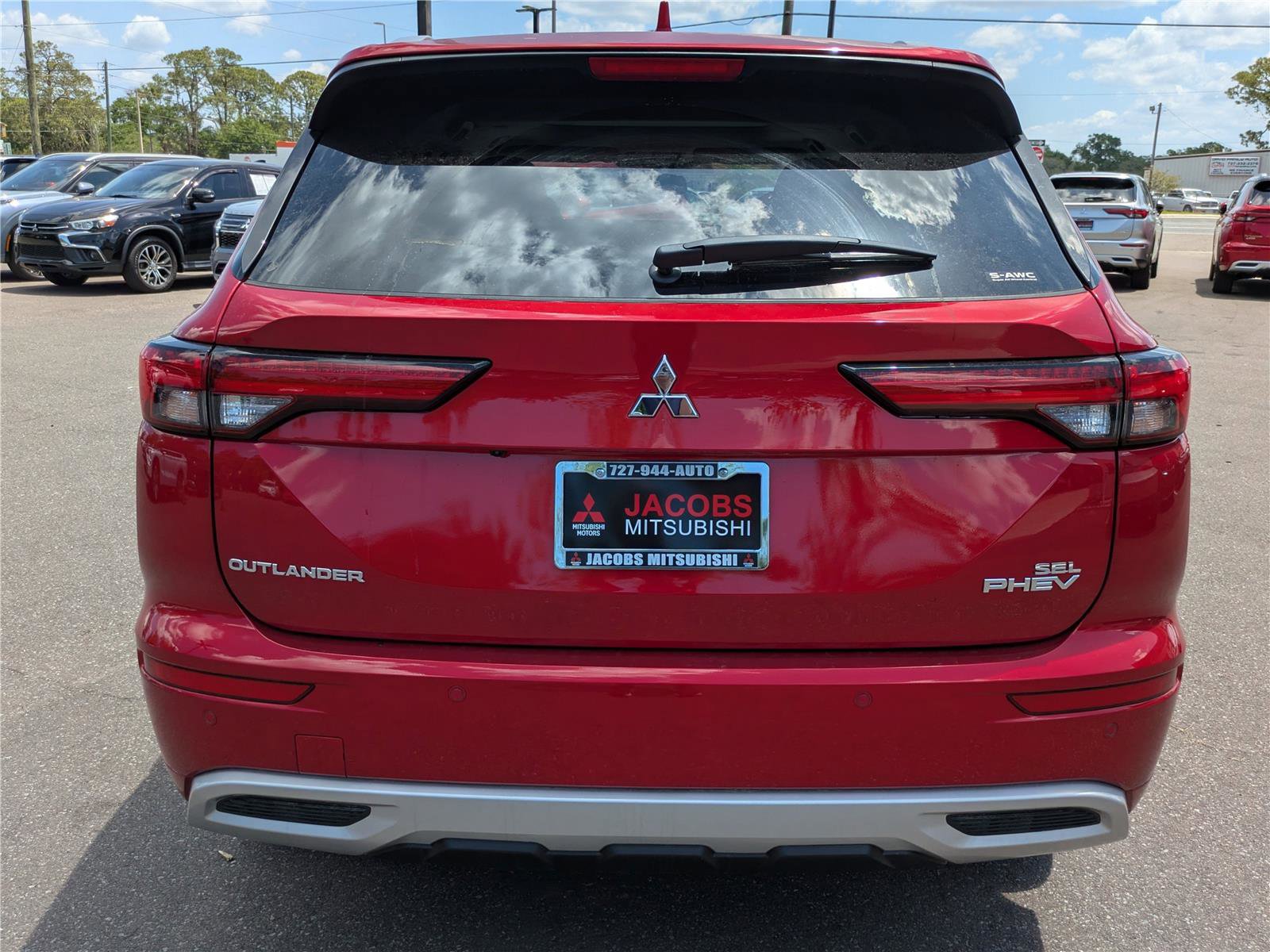 New 2025 Mitsubishi Outlander SEL image 5