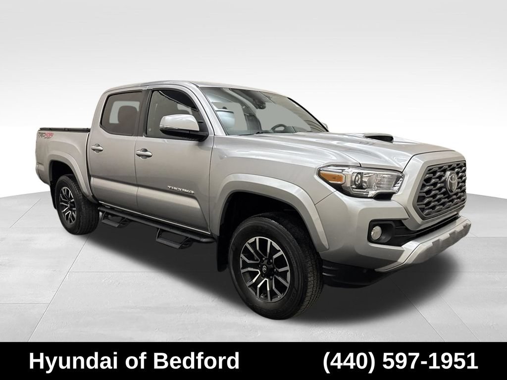 Used 2023 Toyota Tacoma TRD Sport AWD/4WD image 3