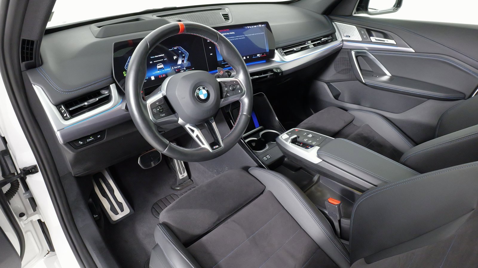 Used 2024 BMW X1 M35i w/ Premium Package image 32