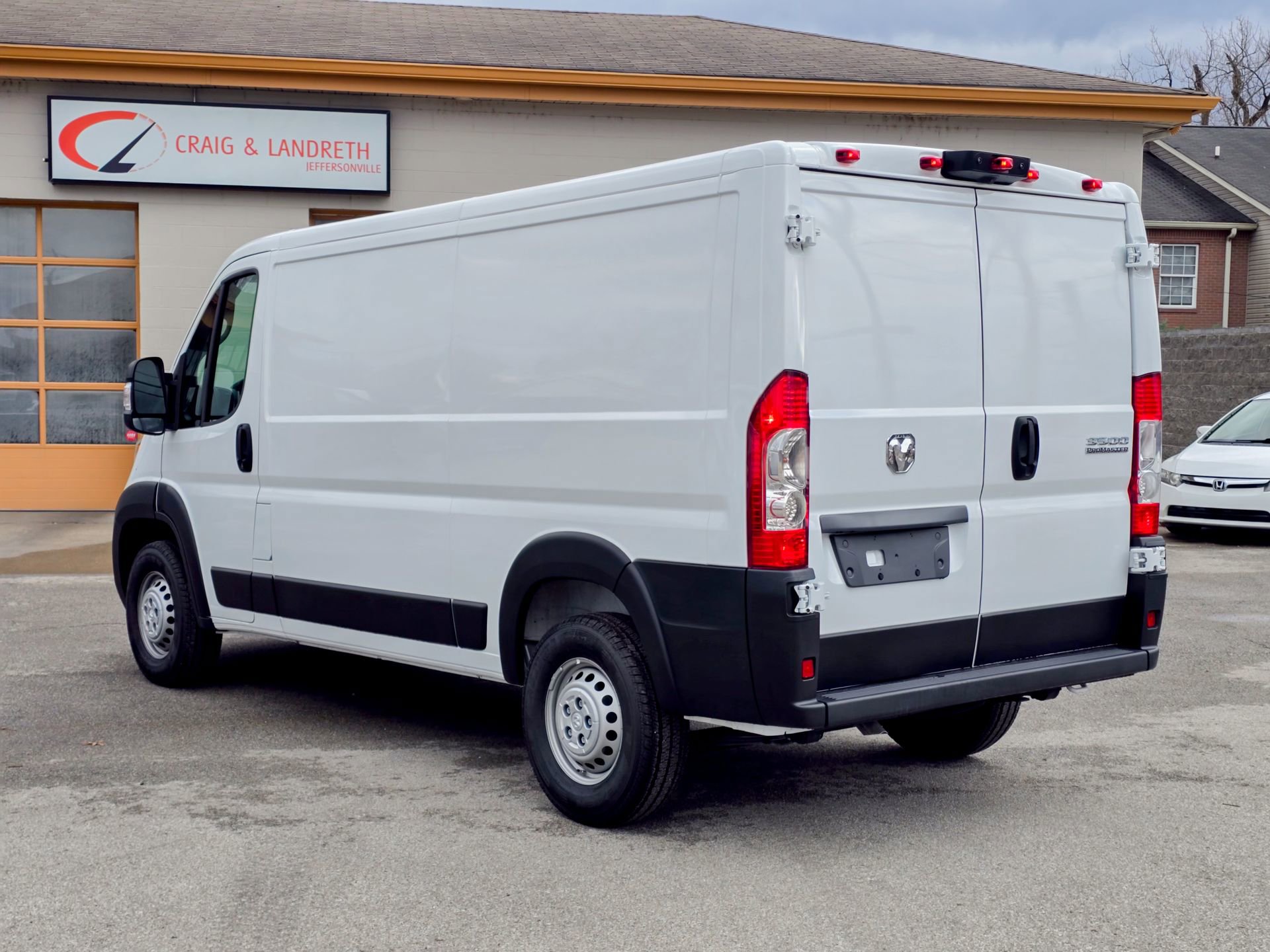 Used 2024 RAM ProMaster 3500 w/ Convenience Group FWD image 9