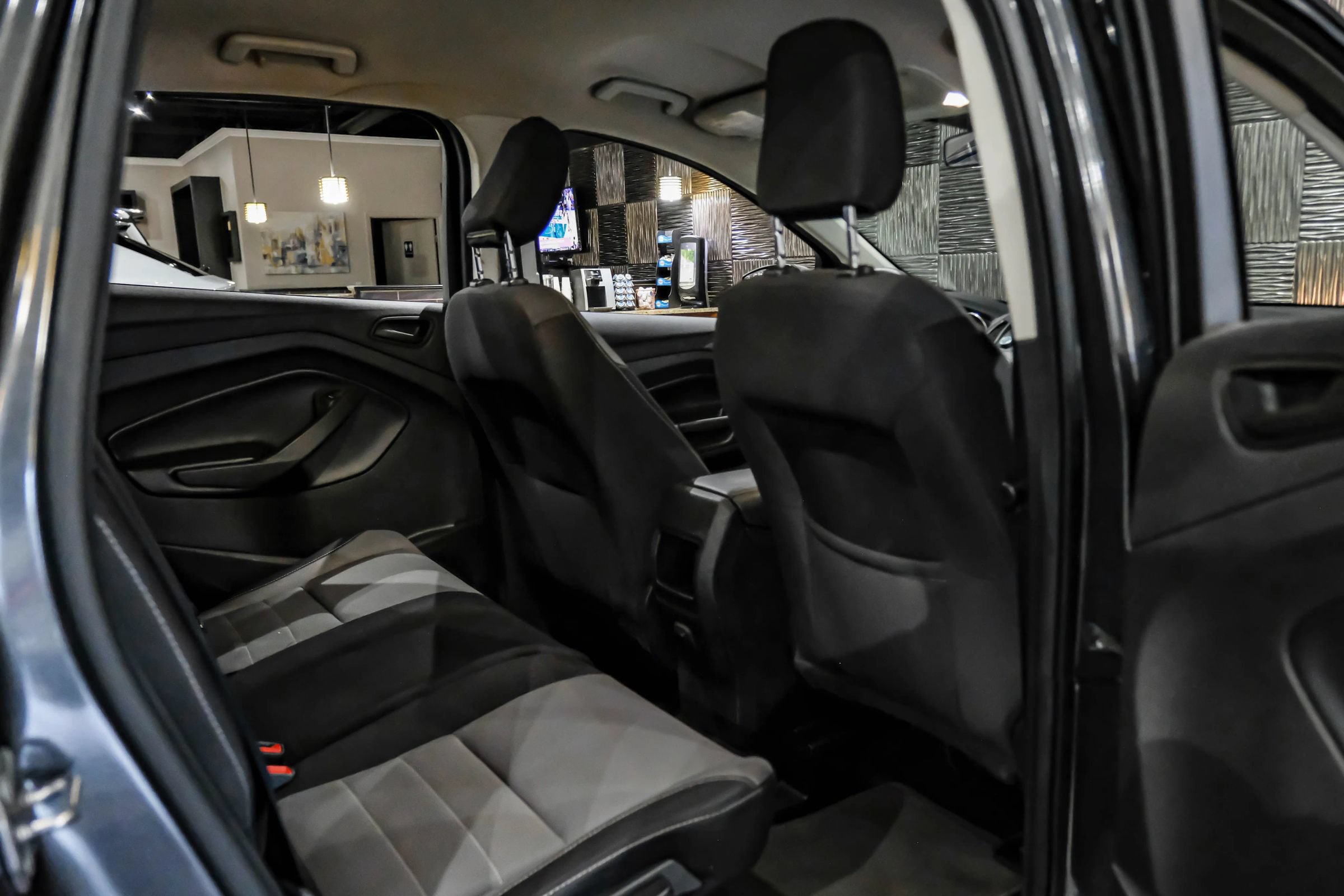 Used 2019 Ford Escape S FWD image 34