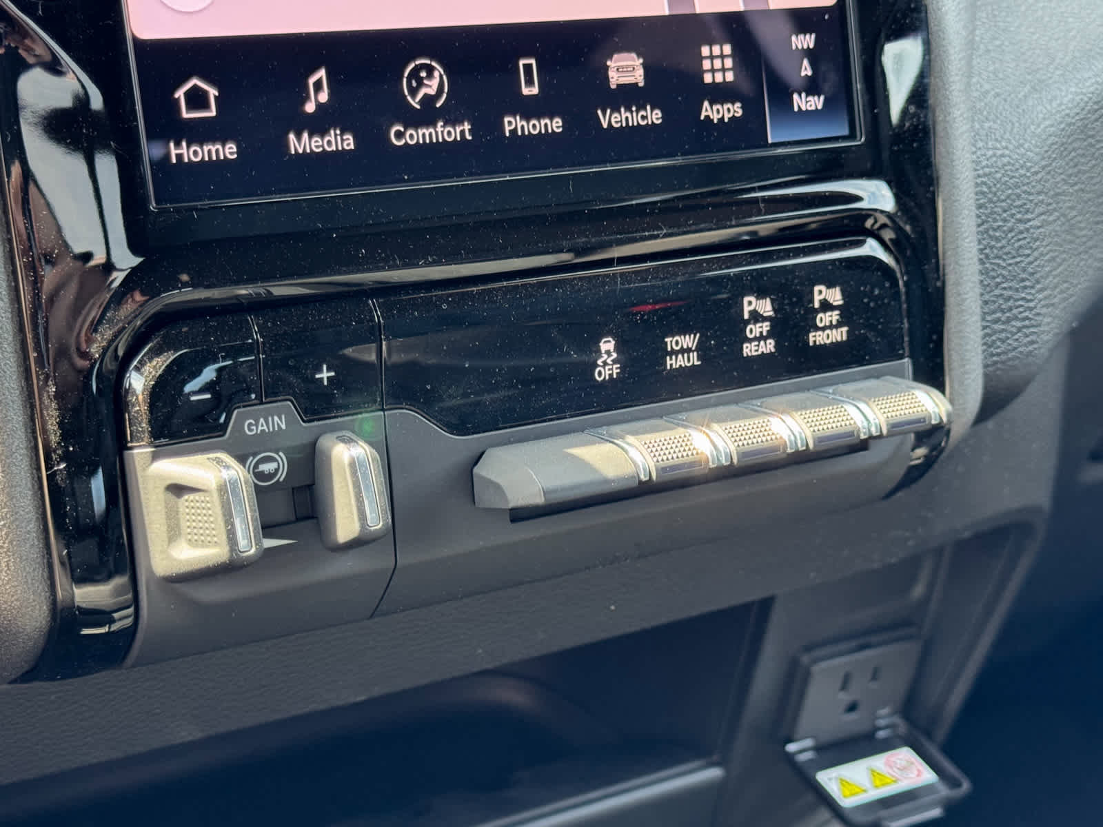 New 2026 RAM 2500 Tradesman image 39