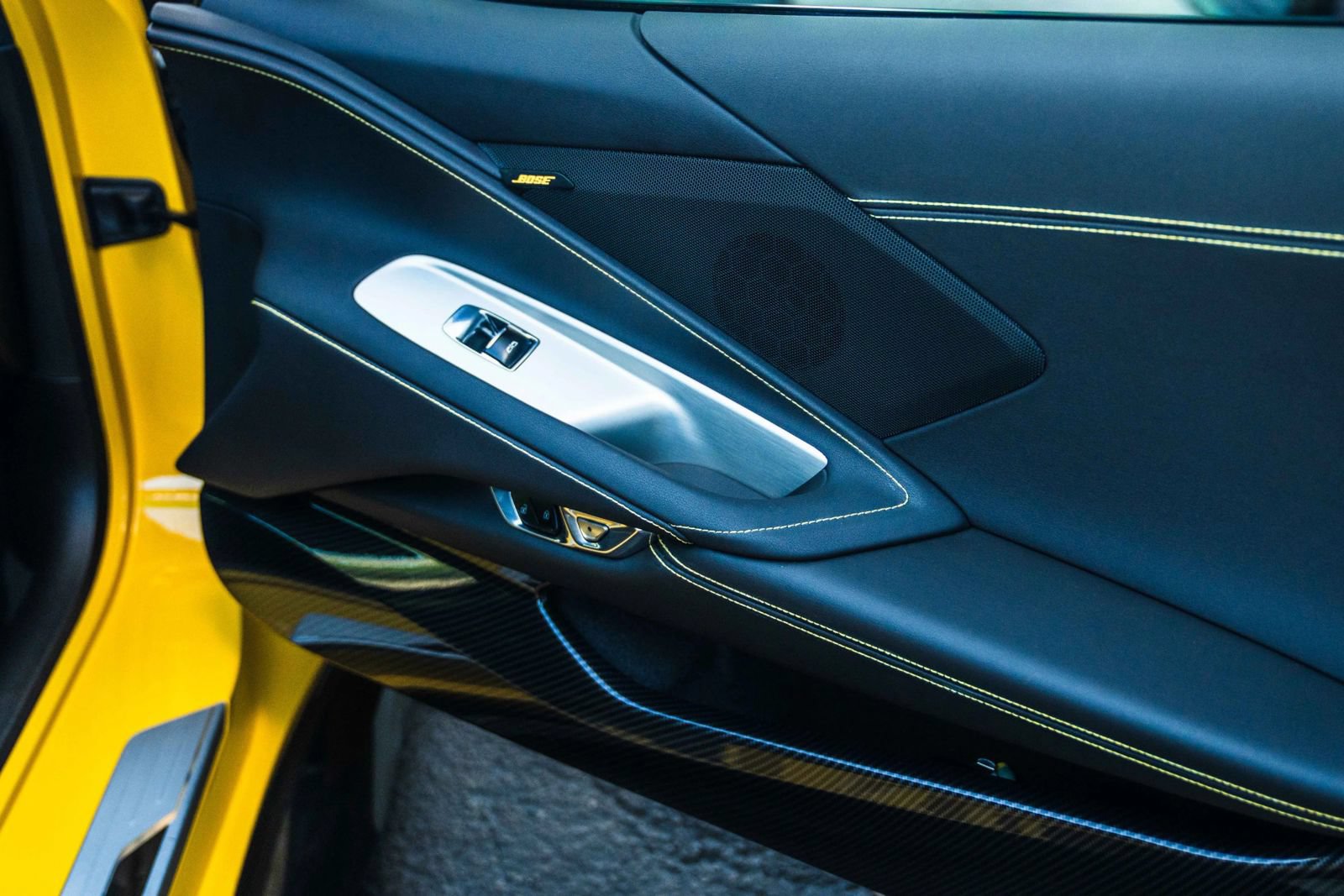 Used 2025 Chevrolet Corvette Z06 RWD image 28