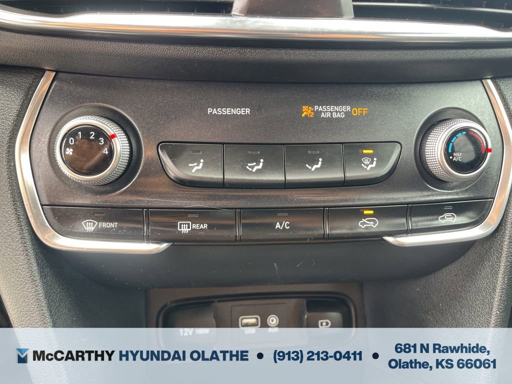 Used 2020 Hyundai Santa Fe SE image 29