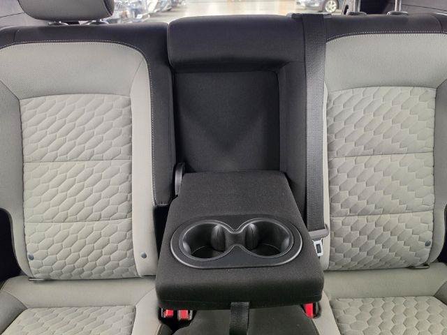 Used 2018 Chevrolet Equinox LS FWD image 36