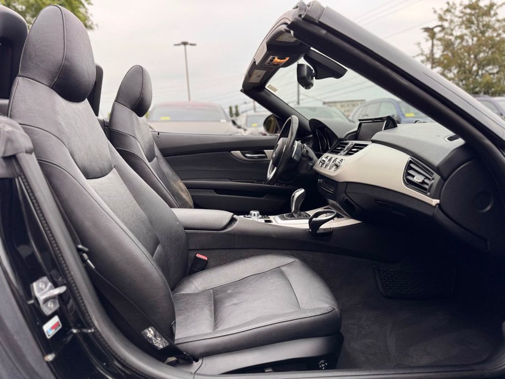 Used 2015 BMW Z4 sDrive28i RWD image 25