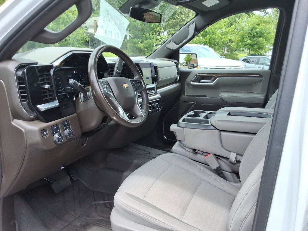 Certified 2022 Chevrolet Silverado 1500 LT w/ Protection Package AWD/4WD image 22