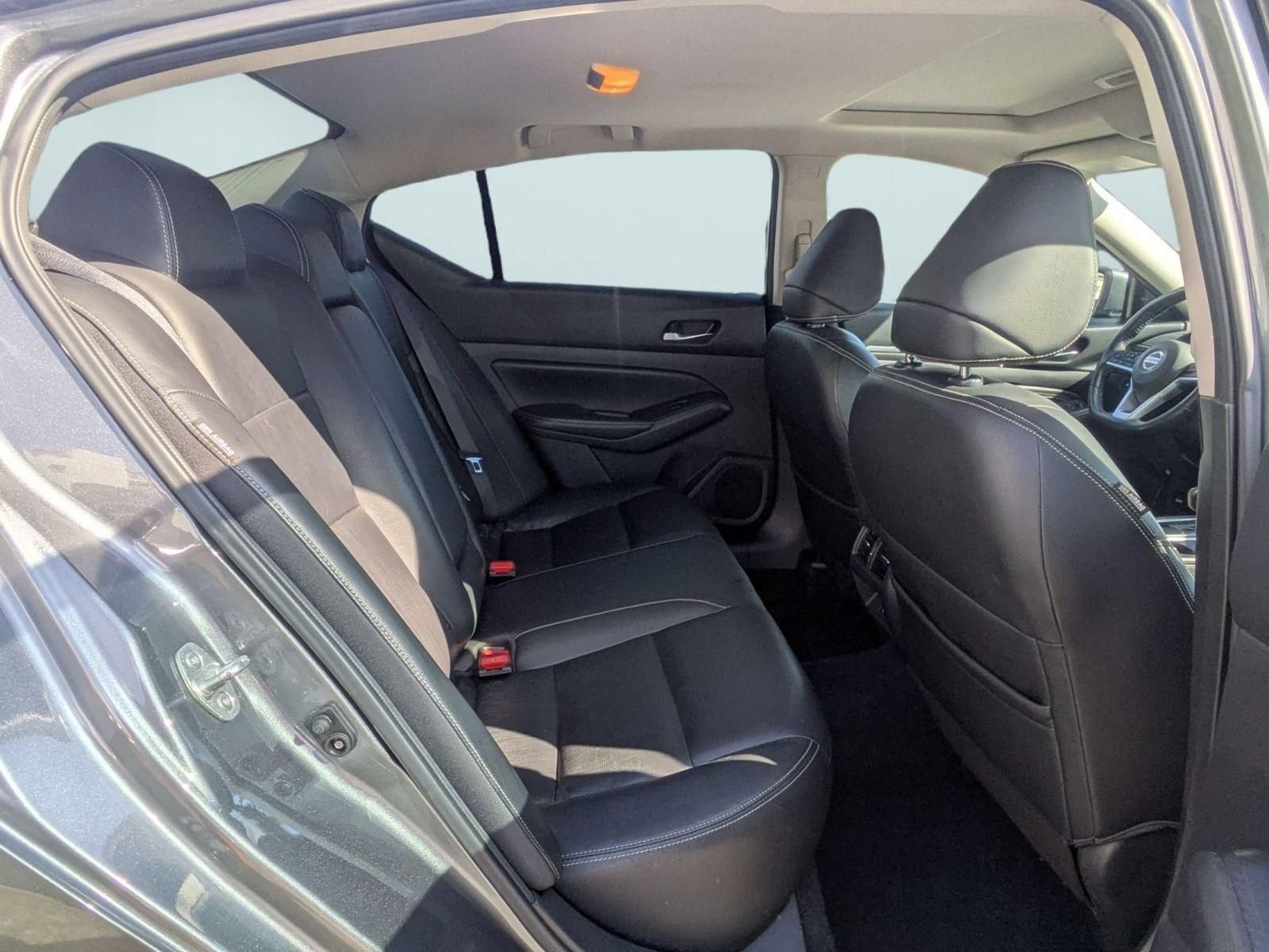 Used 2019 Nissan Altima 2.5 SL FWD image 31