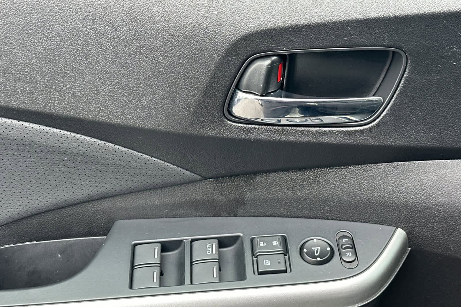 Used 2016 Honda CR-V EX-L image 15