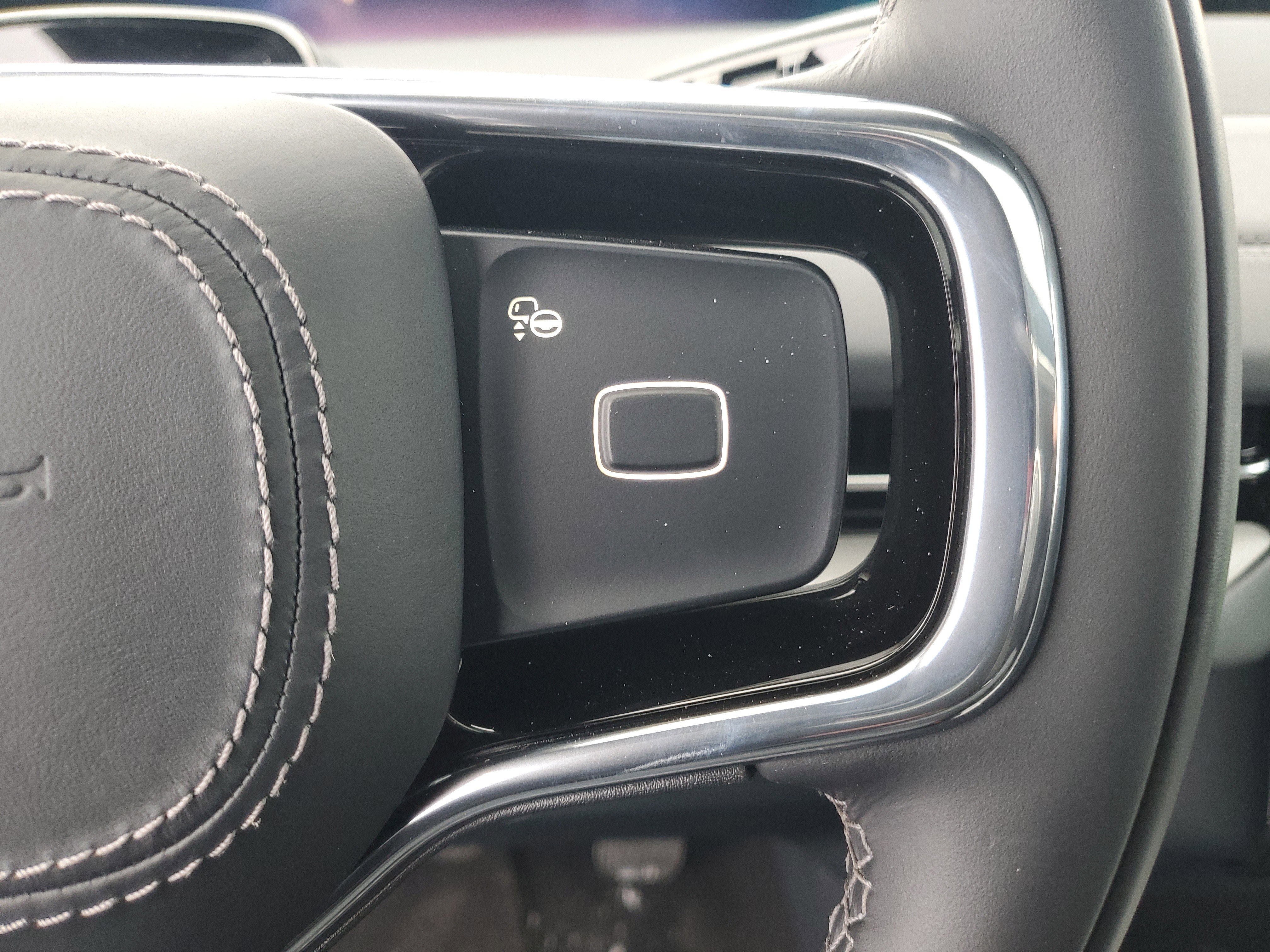 New 2025 Lincoln Navigator Reserve w/ Jet Appearance Package image 18