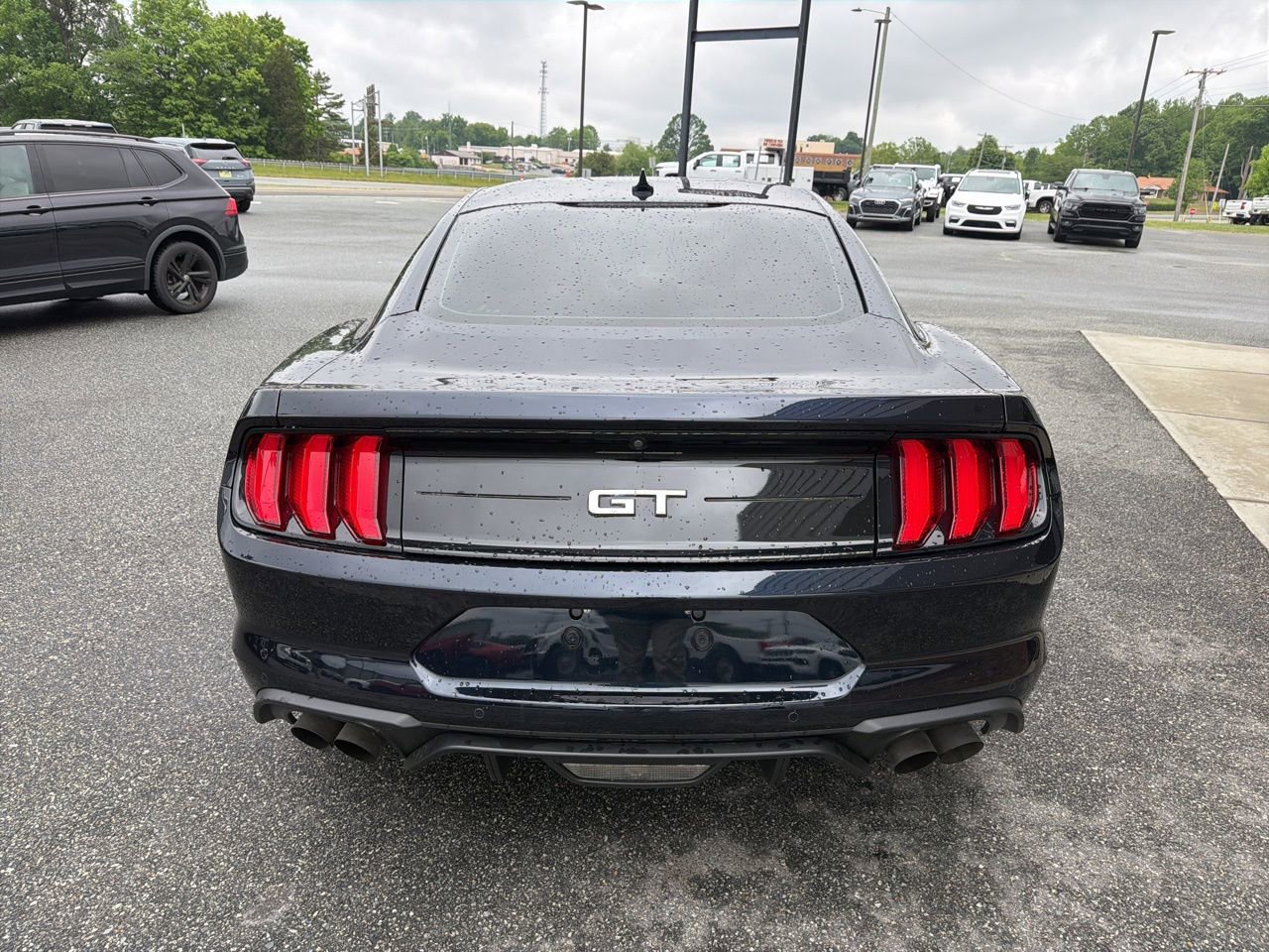 Used 2021 Ford Mustang GT Premium w/ Equipment Group 401A RWD image 7