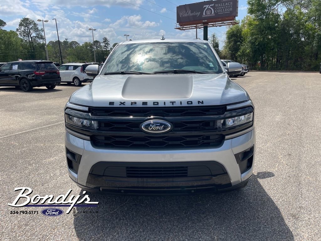 Used 2024 Ford Expedition Max Limited image 2