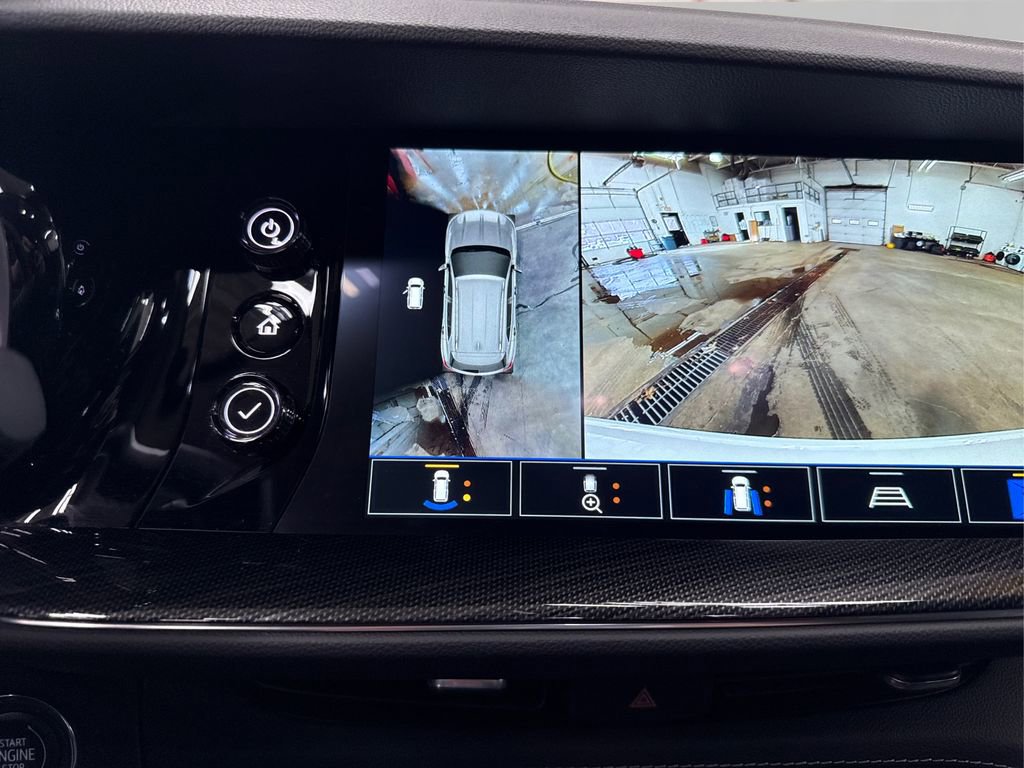 Used 2023 Buick Envision Essence w/ Technology Package I image 30
