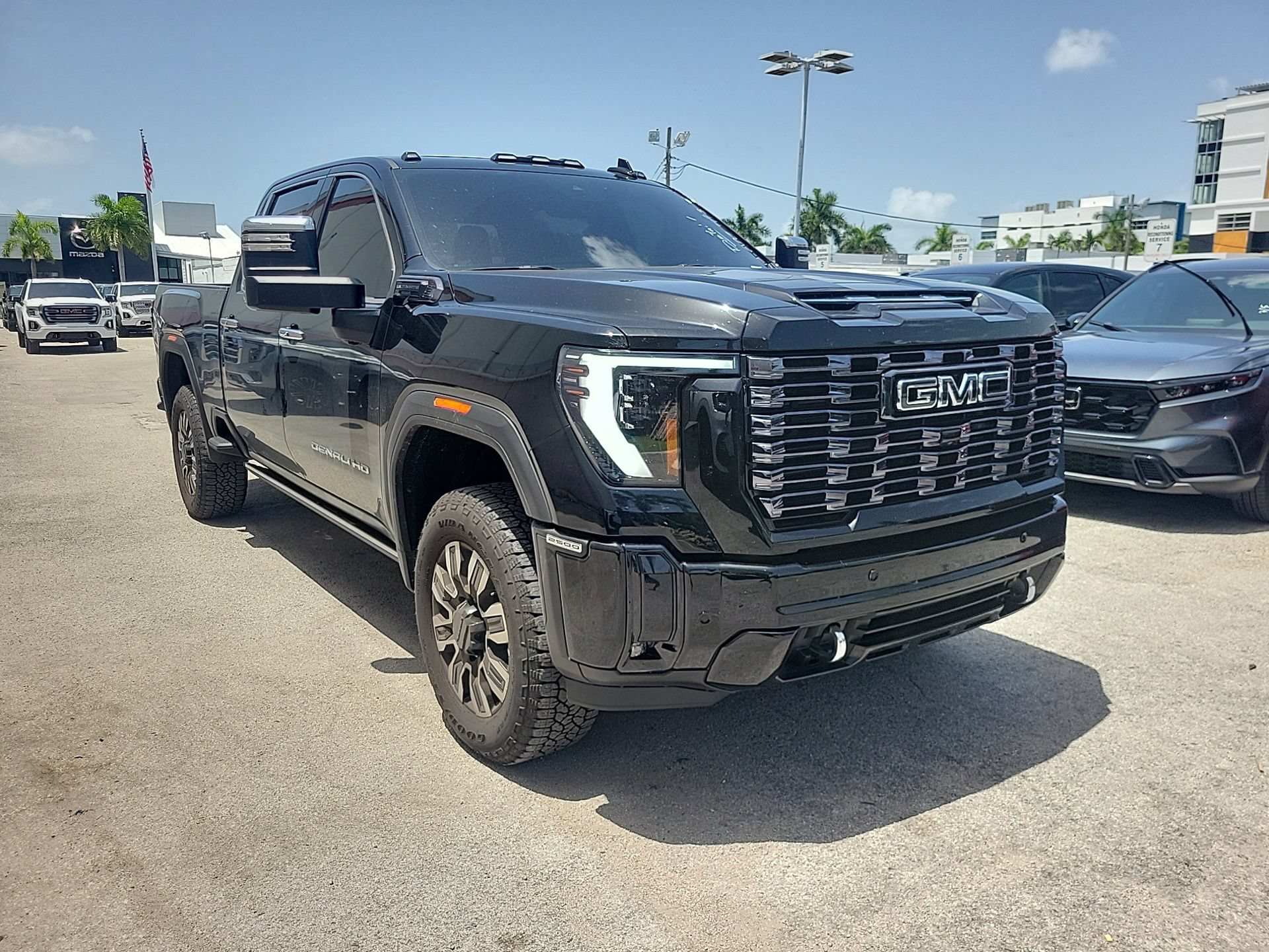 Used 2026 GMC Sierra 2500 Denali Ultimate AWD/4WD image 4