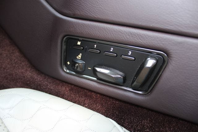 Used 2014 Aston Martin Vanquish Coupe RWD image 15