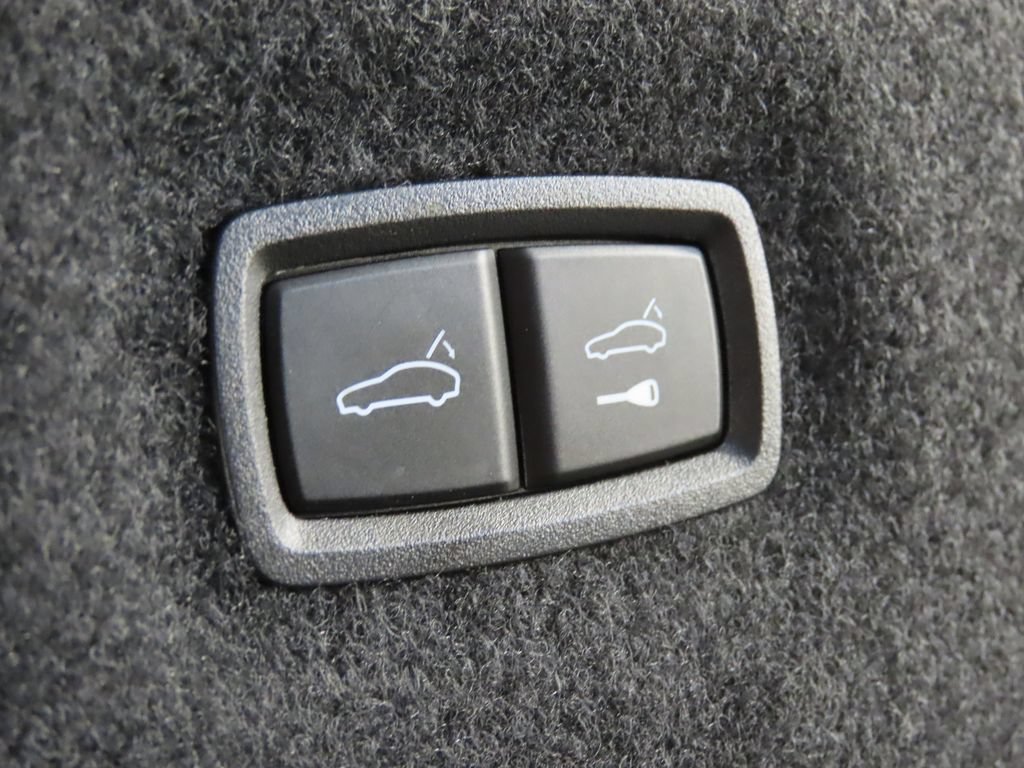 Certified 2024 Porsche Taycan Turbo S AWD/4WD image 45