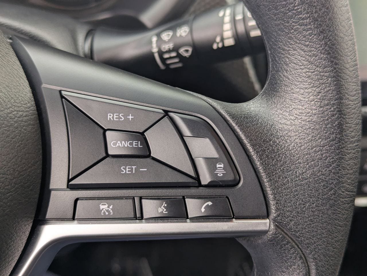 Certified 2024 Nissan Kicks SV w/ Exterior Package image 27