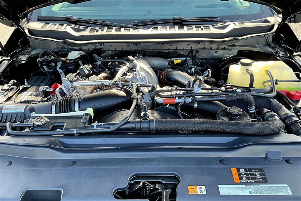 New 2025 Ford F350 Lariat w/ Lariat Ultimate Package image 12