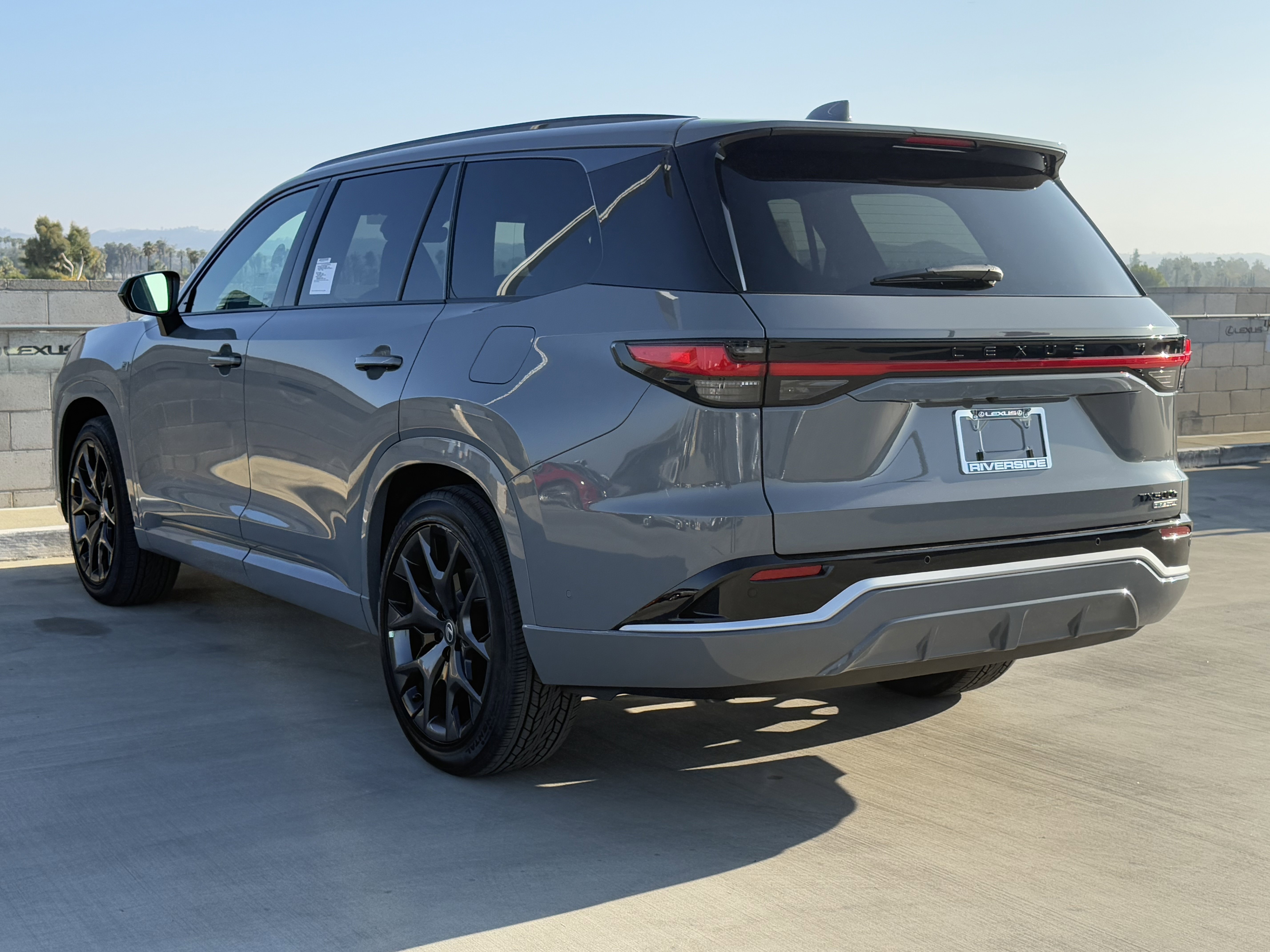 New 2026 Lexus TX 500h AWD image 10