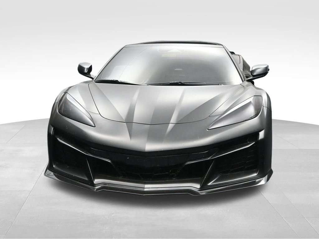 Used 2024 Chevrolet Corvette Z06 RWD image 8