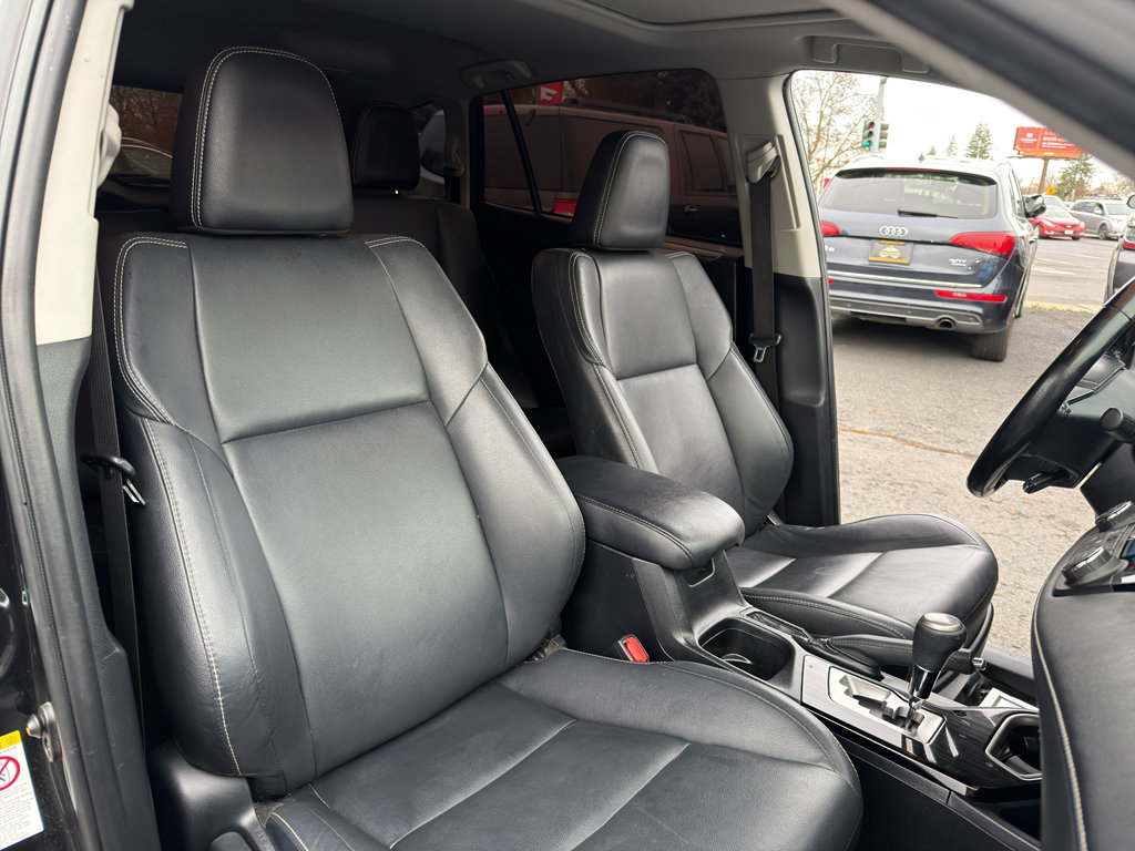 Used 2017 Toyota RAV4 Limited image 15