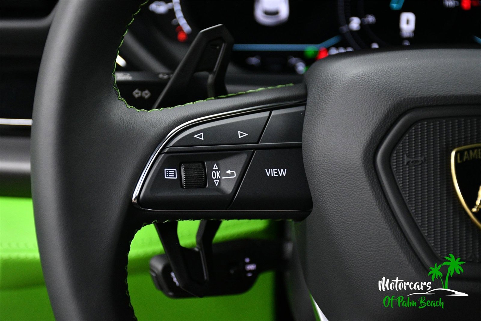 Used 2025 Lamborghini Urus SE image 29