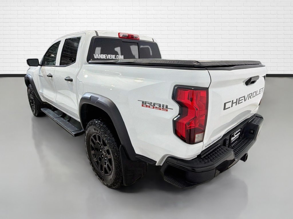 Used 2024 Chevrolet Colorado Trail Boss w/ Advanced Trailering Package AWD/4WD image 7