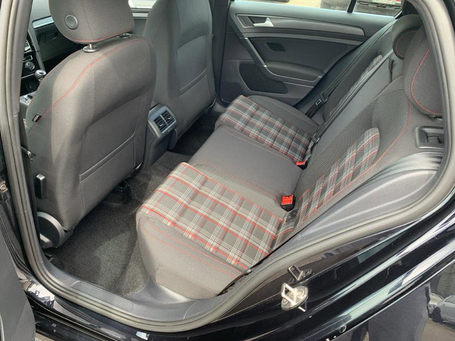 Used 2019 Volkswagen GTI S image 11