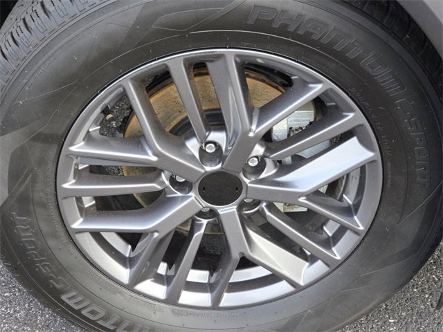 Used 2024 Nissan Rogue S image 18