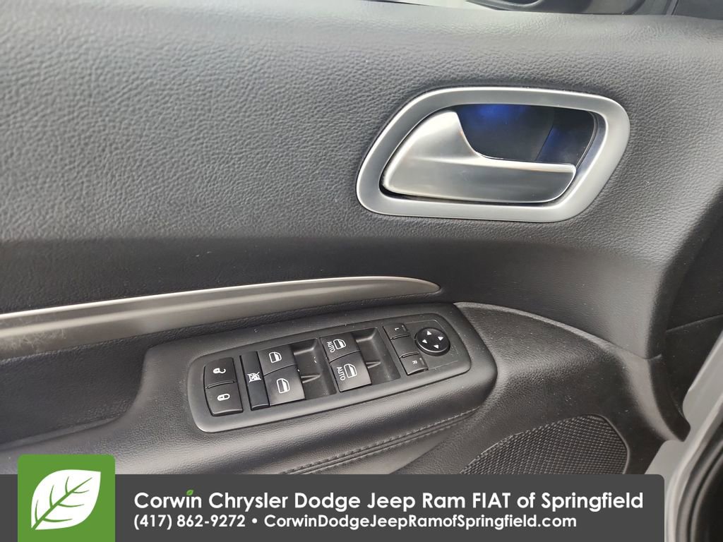 Used 2020 Dodge Durango SXT image 21