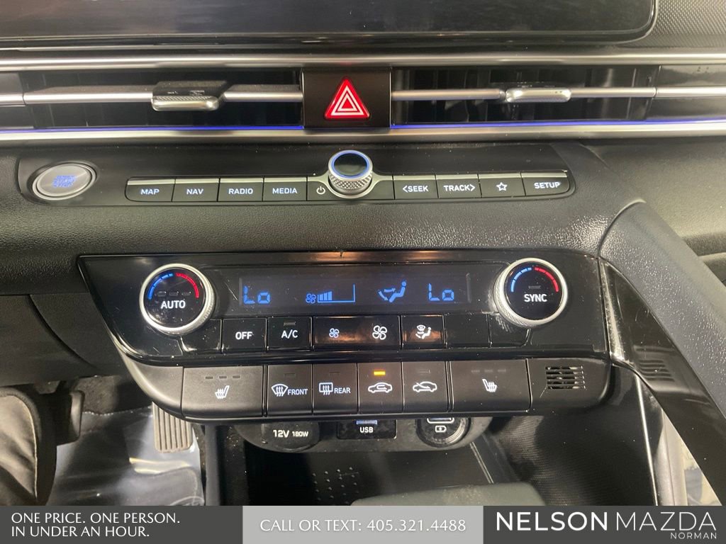 Used 2023 Hyundai Elantra Limited FWD image 30