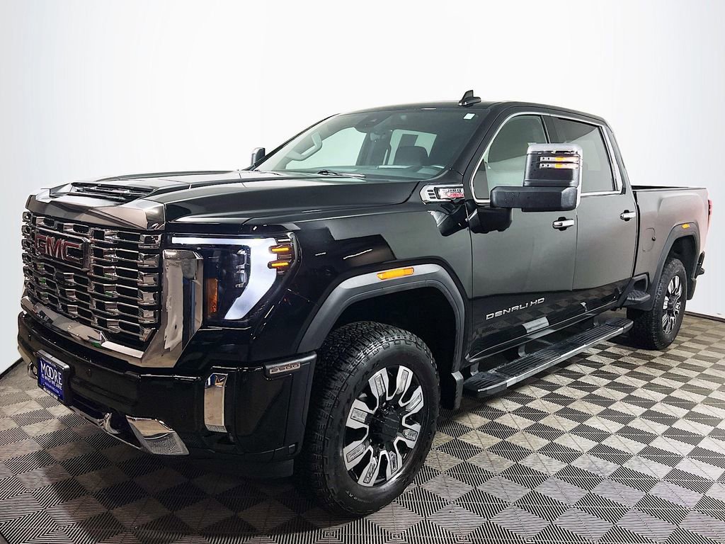 Used 2026 GMC Sierra 2500 Denali w/ Denali Reserve Package image 3