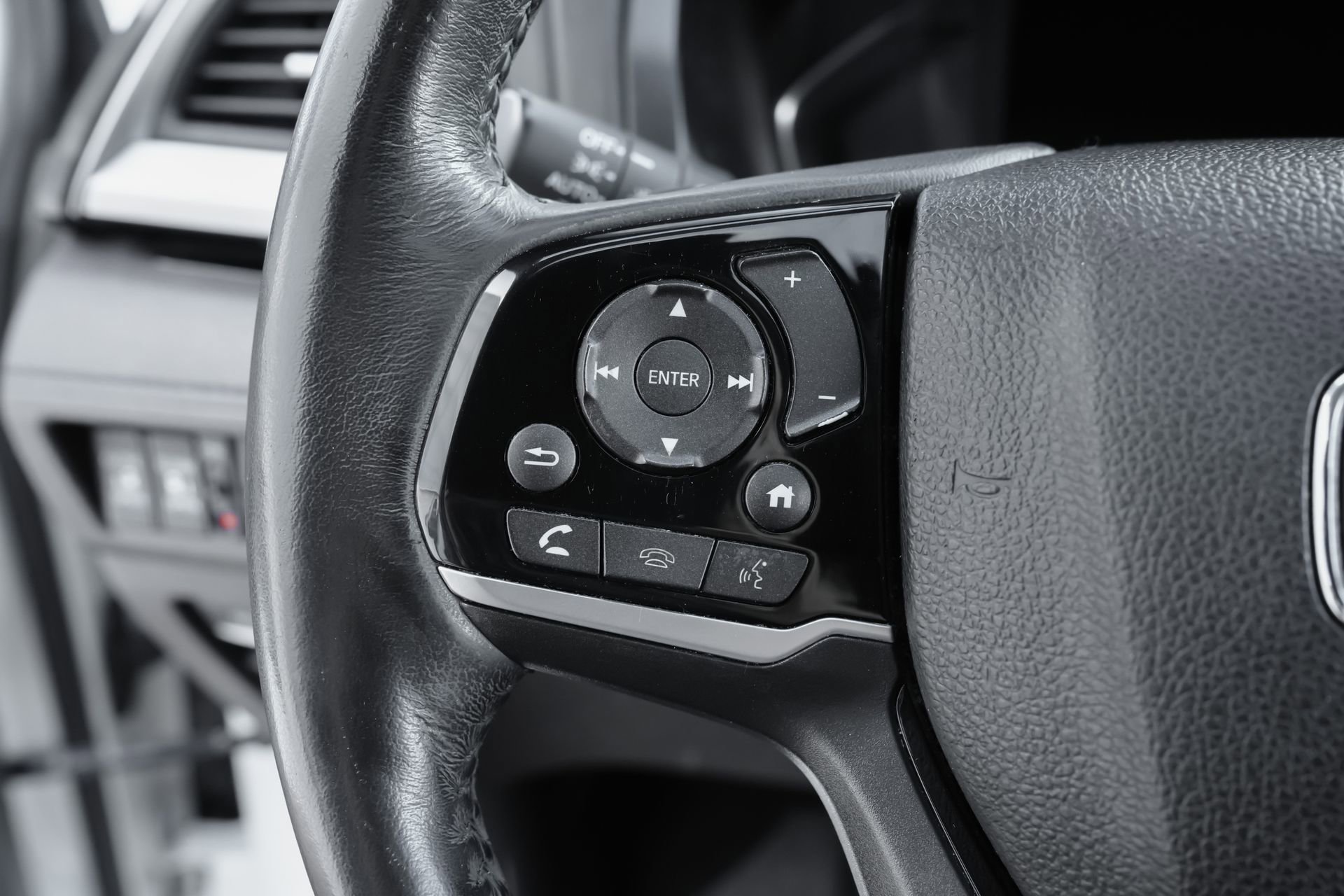 Used 2019 Honda Odyssey Elite image 17