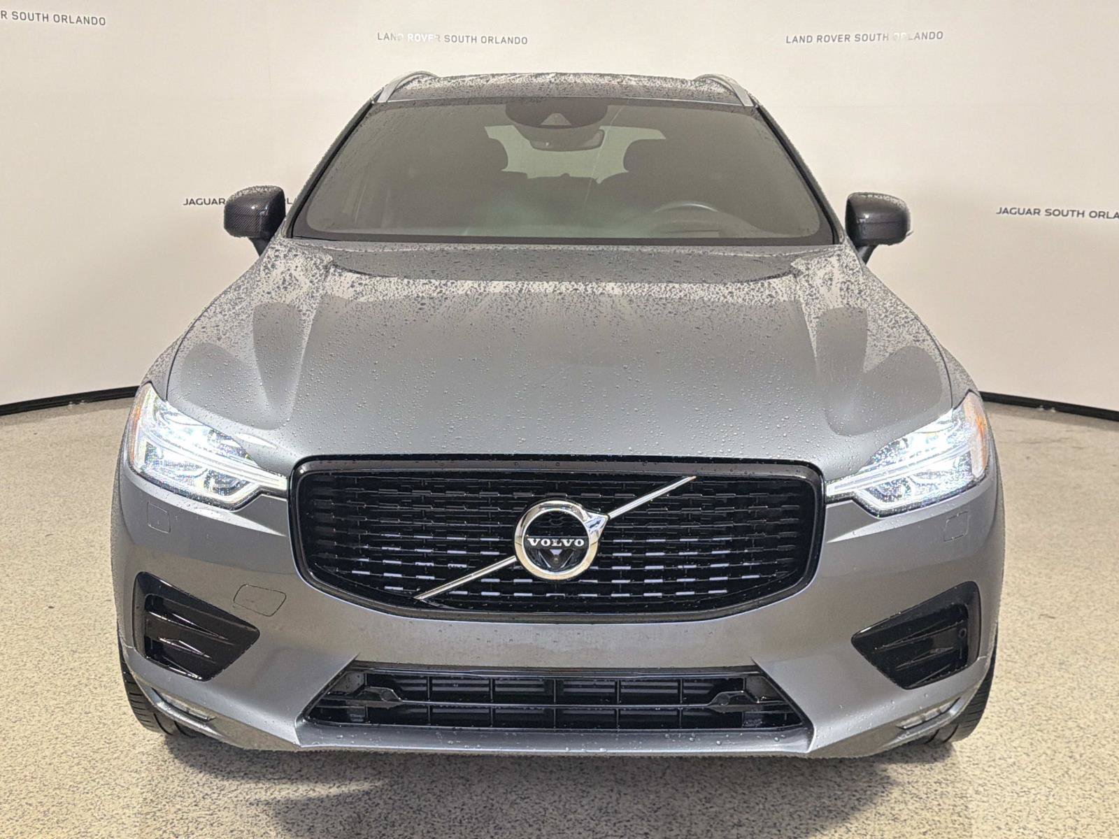 Used 2018 Volvo XC60 T6 R-Design w/ Convenience Package AWD/4WD image 8