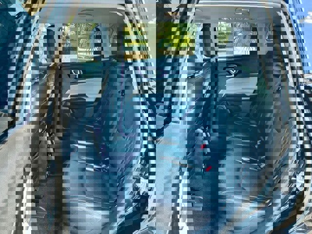 Used 2022 Jeep Compass Limited image 9