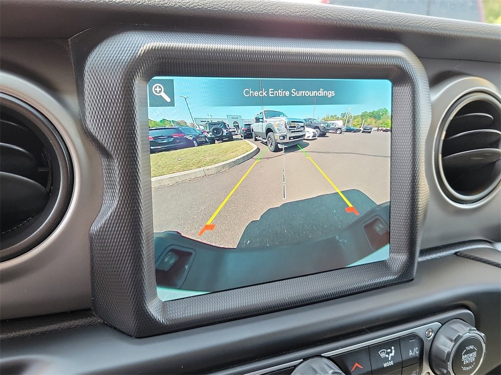 Certified 2021 Jeep Gladiator Sport image 18