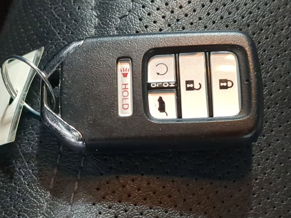 Used 2019 Honda CR-V Touring image 45