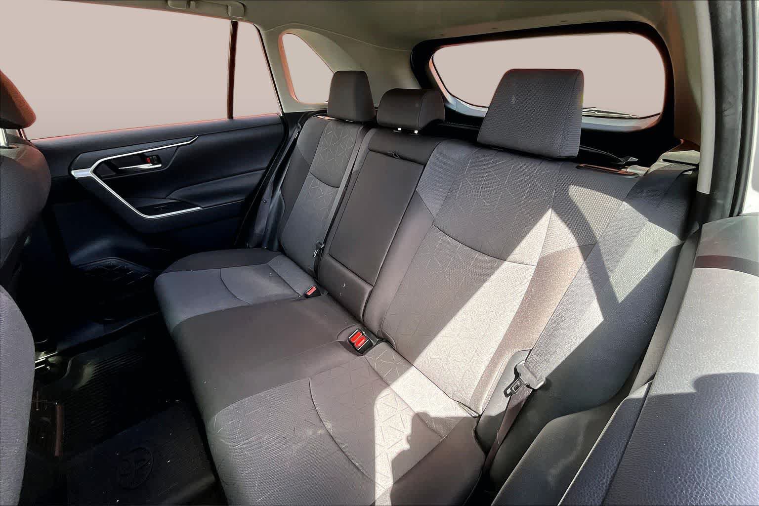 Used 2024 Toyota RAV4 XLE w/ Convenience Package AWD/4WD image 19