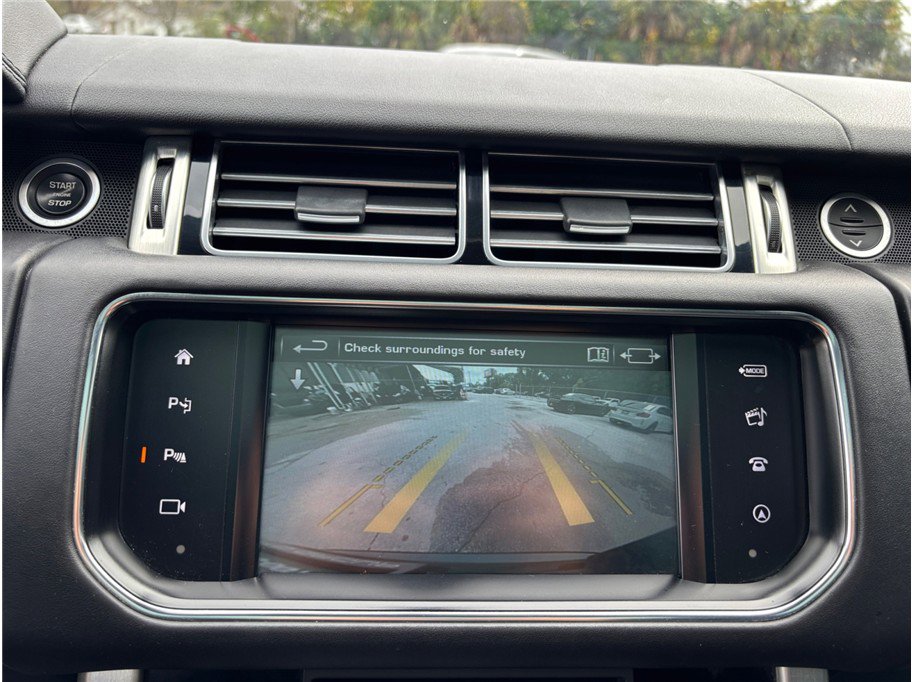 Used 2016 Land Rover Range Rover Supercharged image 31