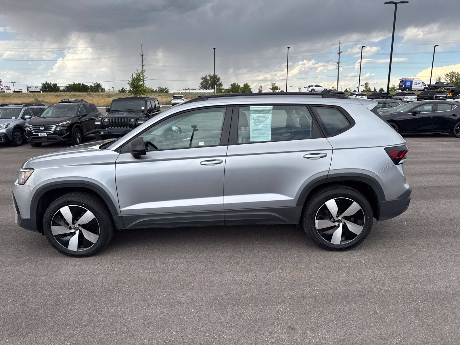 Used 2025 Volkswagen Taos S AWD/4WD image 4