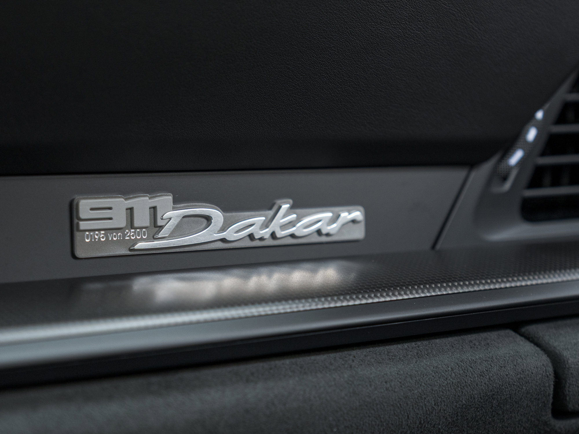 Certified 2024 Porsche 911 Dakar AWD/4WD image 30
