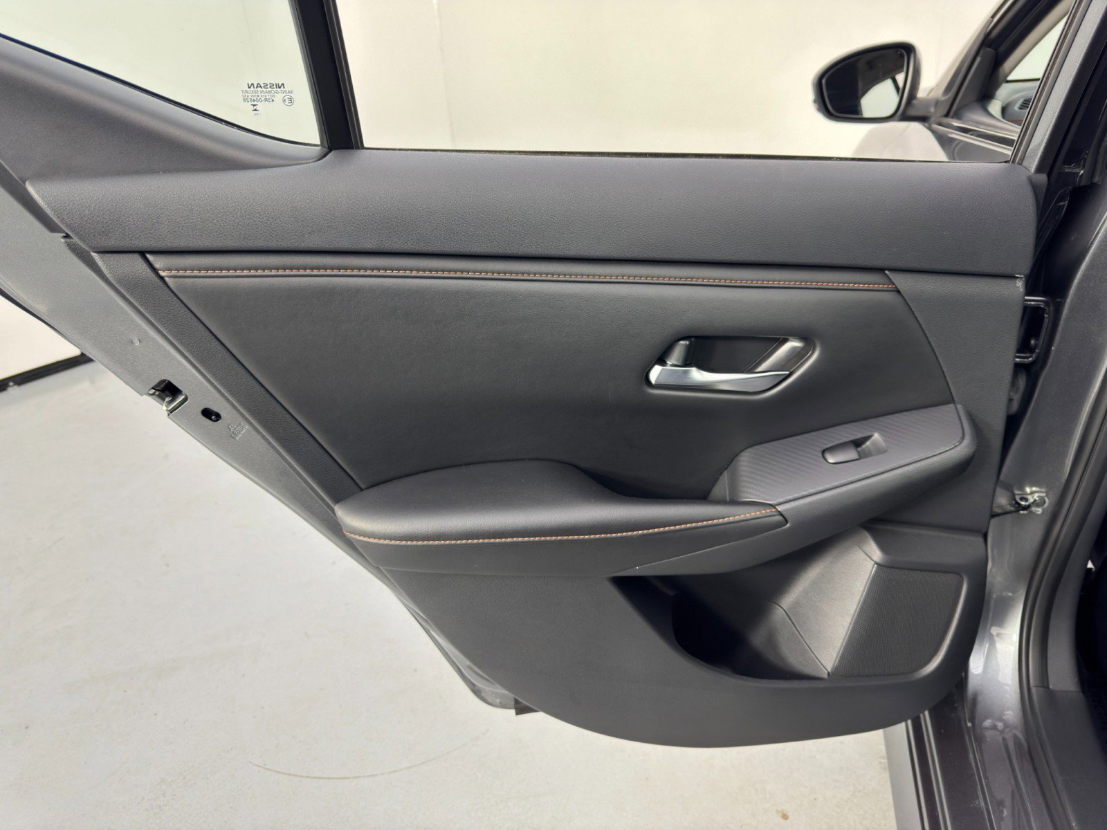 Used 2023 Nissan Sentra SR w/ SR Premium Package image 38